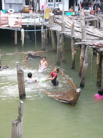 Ko Panyi Kids swimming